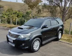 TOYOTA HILUX SW4 3.0 SRV 4X4 7 LUGARES 16V TURBO INTERCOOLER DIESEL 4P AUTOMÁTICO TOYOTA HILUX SW4 3.0 SRV 4X4 7 LUGARES 16V TURBO INTERCOOLER DIESEL 4P AUTOMÁTICO