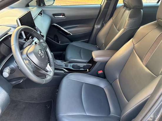 TOYOTA-COROLLA CROSS-2024