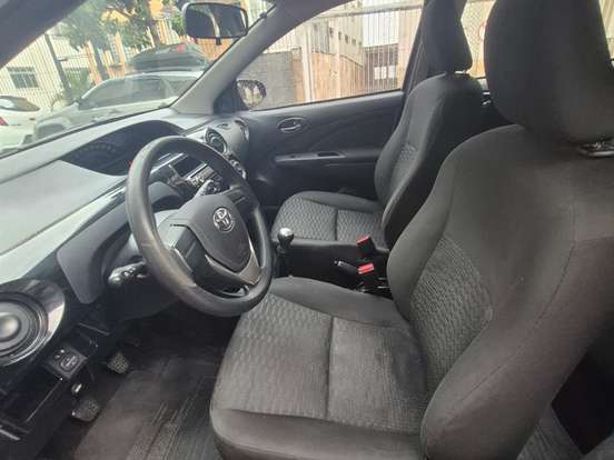 TOYOTA-ETIOS-1.3 X 16V FLEX 4P MANUAL TOYOTA-ETIOS-2015