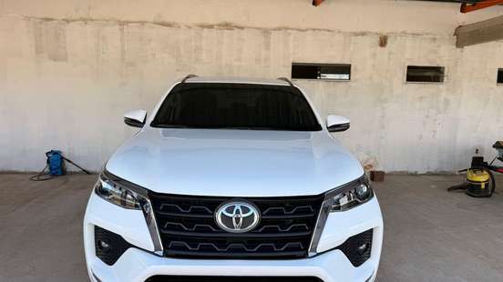 TOYOTA-HILUX SW4-2021