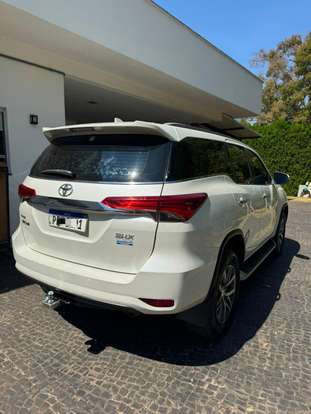 TOYOTA-HILUX SW4-2019