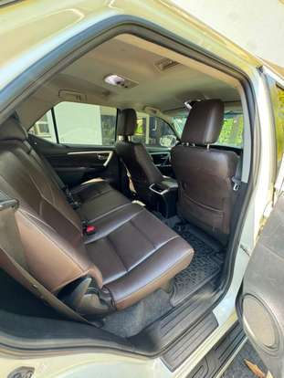 TOYOTA-HILUX SW4-2019