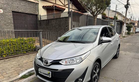 TOYOTA YARIS 1.5 16V FLEX SEDAN XL PLUS TECH MULTIDRIVE