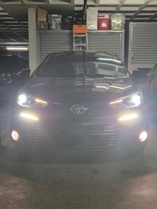 TOYOTA-YARIS-2019