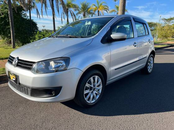 VOLKSWAGEN FOX 1.6 MI 8V FLEX 4P MANUAL