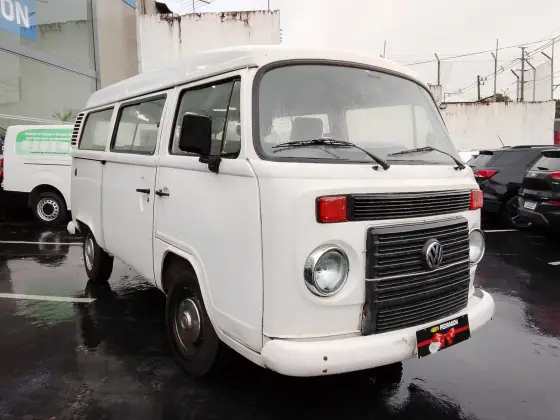 VOLKSWAGEN KOMBI 1.4 MI STD ESCOLAR 8V FLEX 3P MANUAL VOLKSWAGEN KOMBI 1.4 MI STD ESCOLAR 8V FLEX 3P MANUAL