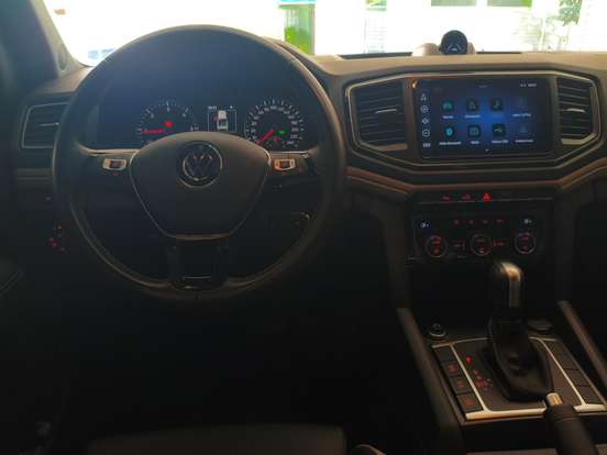 VOLKSWAGEN-AMAROK-2024