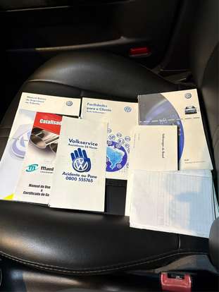 VOLKSWAGEN-GOLF-2003