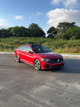 VOLKSWAGEN JETTA 2.0 350 TSI GASOLINA GLI DSG