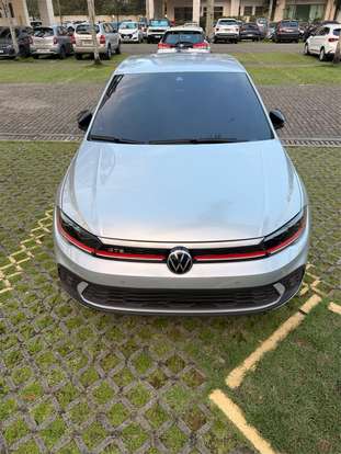 VOLKSWAGEN-POLO-2023