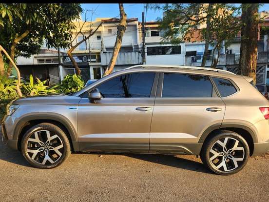 VOLKSWAGEN-TAOS-1.4 250 TSI TOTAL FLEX HIGHLINE AUTOMÁTICO VOLKSWAGEN-TAOS-2025