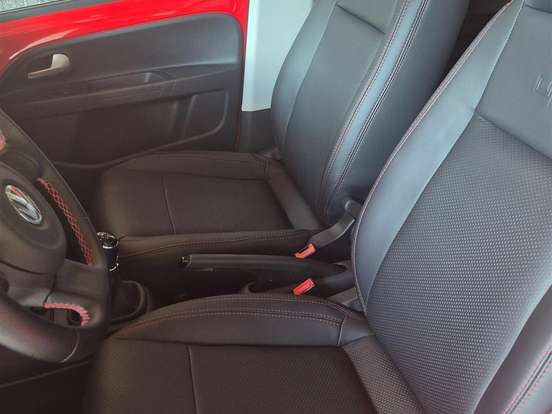 VOLKSWAGEN-UP-1.0 TSI MOVE UP 12V FLEX 4P MANUAL VOLKSWAGEN-UP-2016