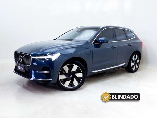 VOLVO-XC60-2023
