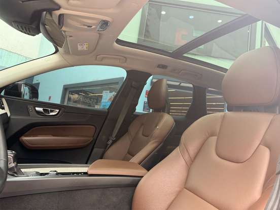 VOLVO-XC60-2.0 T5 GASOLINA INSCRIPTION AWD GEARTRONIC VOLVO-XC60-2018