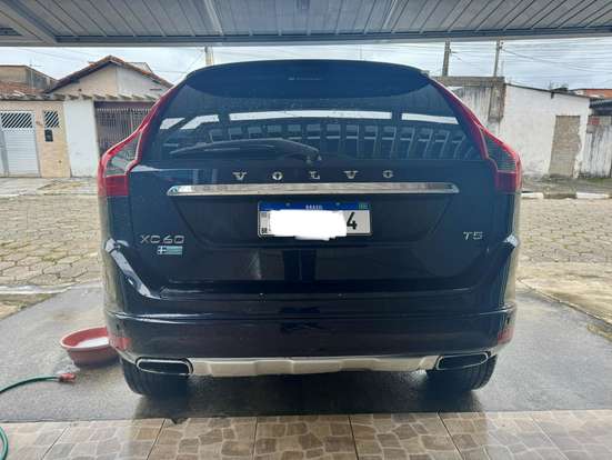 VOLVO-XC60-2.0 T5 KINETIC GASOLINA 4P AUTOMÁTICO VOLVO-XC60-2015