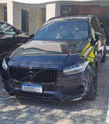 VOLVO-XC90-2016