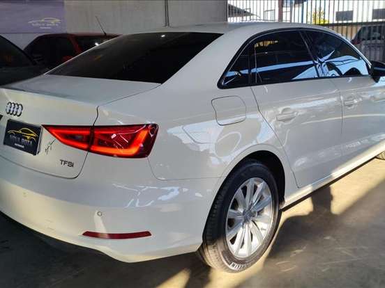 AUDI-A3-1.4 TFSI SEDAN ATTRACTION 16V GASOLINA 4P S-TRONIC AUDI-A3-2015