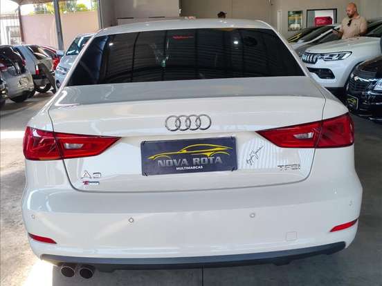 AUDI-A3-1.4 TFSI SEDAN ATTRACTION 16V GASOLINA 4P S-TRONIC AUDI-A3-2015