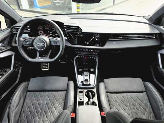 AUDI-A3-2024
