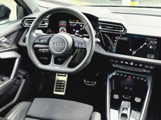 AUDI-A3-2.0 40 TFSI GASOLINA SEDAN PERFORMANCE BLACK S-TRONIC AUDI-A3-2024
