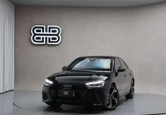 AUDI-A4-2023
