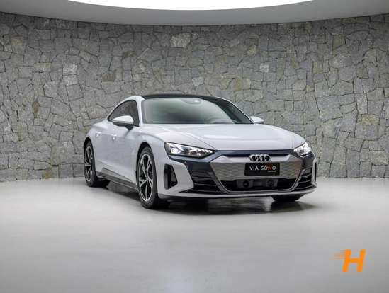 AUDI-E-TRON GT-2023