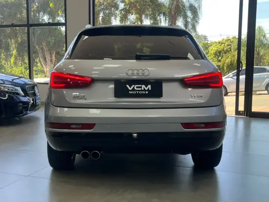 AUDI-Q3-2018