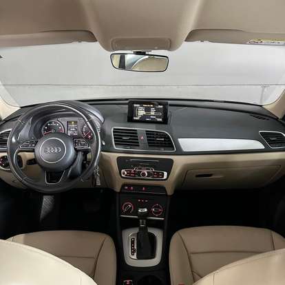 AUDI-Q3-2017