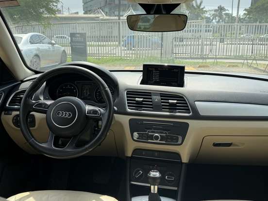 AUDI-Q3-2016