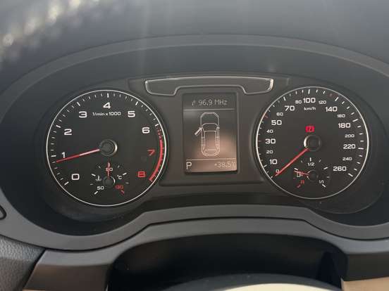AUDI-Q3-1.4 TFSI AMBIENTE GASOLINA 4P S TRONIC AUDI-Q3-2016