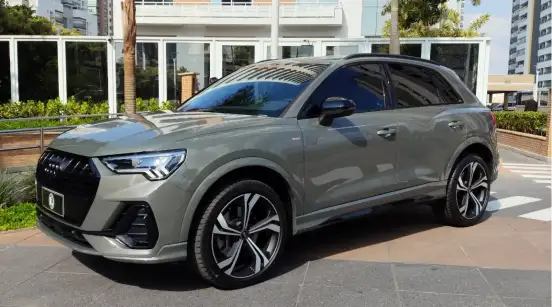 AUDI-Q3-2024
