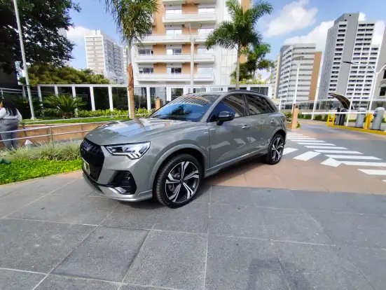 AUDI-Q3-2024
