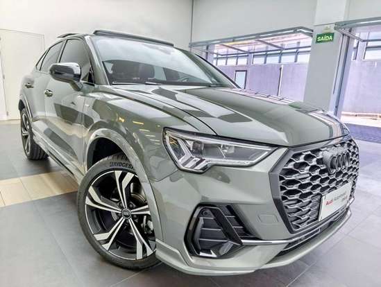 AUDI-Q3-2024