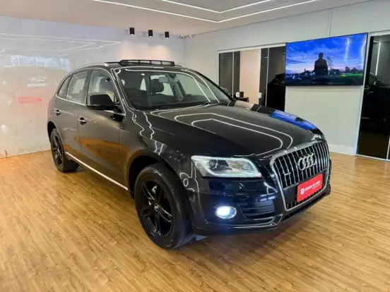 AUDI-Q5-2.0 TFSI AMBIENTE 16V 225CV GASOLINA 4P AUTOMÁTICO AUDI-Q5-2014