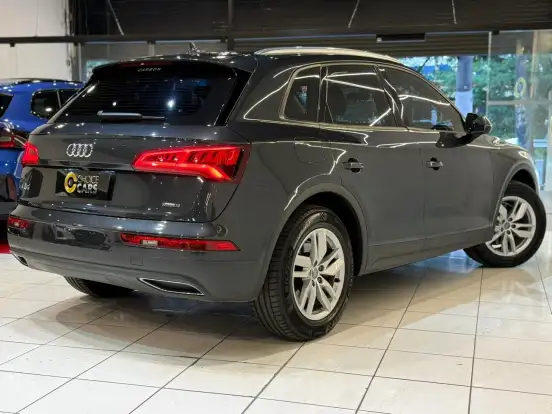AUDI-Q5-2.0 TFSI GASOLINA PRESTIGE S TRONIC AUDI-Q5-2019