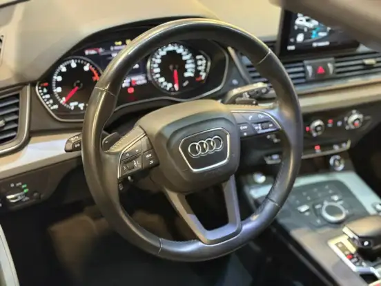 AUDI-Q5-2.0 TFSI GASOLINA PRESTIGE S TRONIC AUDI-Q5-2019