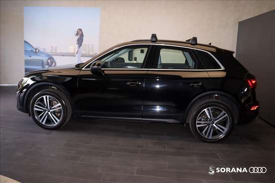 AUDI-Q5-2024