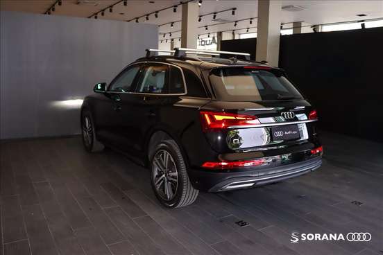 AUDI-Q5-2024