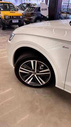 AUDI-Q5-2019