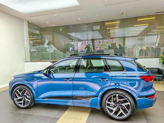 AUDI-Q6 E-TRON-100 KW ELÉTRICO PERFORMANCE BLACK QUATTRO AUDI-Q6 E-TRON-2025