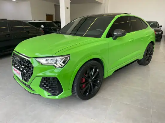 AUDI-RS Q3-2020
