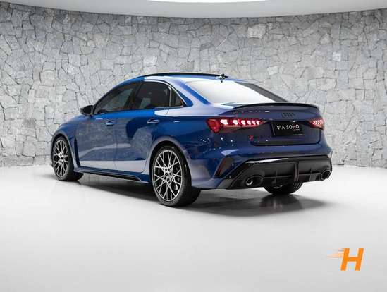 AUDI-RS3-2025