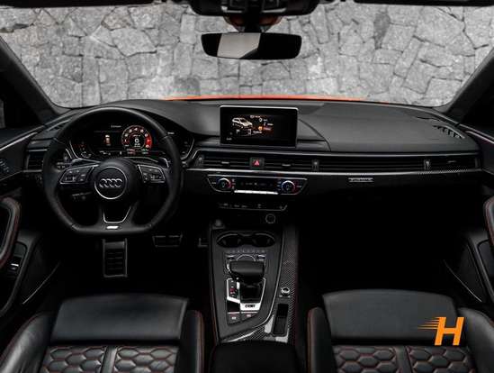 AUDI-RS4-2018