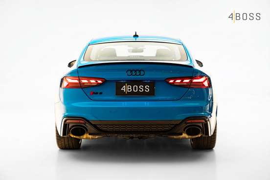 AUDI-RS5-2021