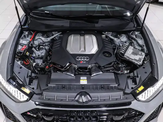 AUDI-RS6-2022