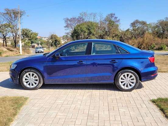 AUDI-A3-1.4 TFSI SEDAN ATTRACTION 16V GASOLINA 4P S-TRONIC AUDI-A3-2014