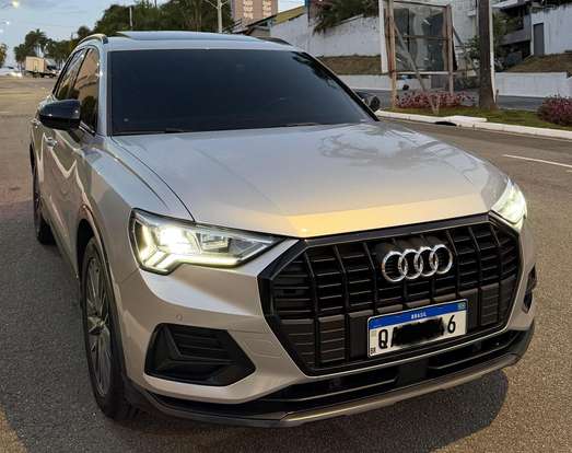 AUDI-Q3-2020