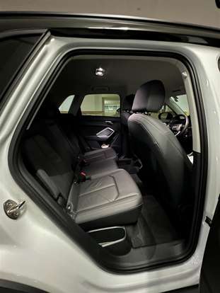 AUDI-Q3-2019