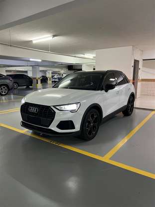 AUDI-Q3-2019