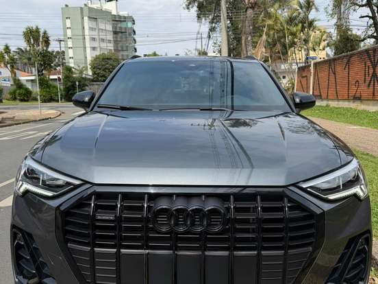 AUDI-Q3-2.0 40 TFSI GASOLINA PERFORMANCE BLACK PLUS QUATTRO TIPTRONIC AUDI-Q3-2024